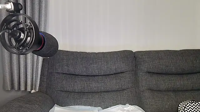 Snapshot of SquirtingIrishShannon chatting on February 4, 6:27 pm SquirtingIrishShannon online show from February 4, 6:27 pm