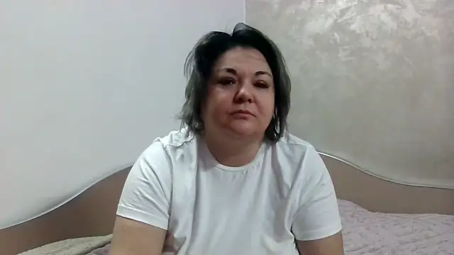 Snapshot of MikyVesela chatting on February 28, 8:20 am MikyVesela online show from February 28, 8:20 am