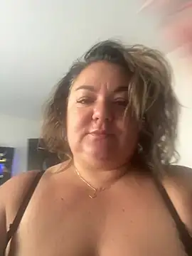 MikyVesela online show from July 15, 8:52 am