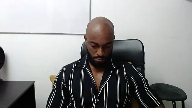 Snapshot of joe999cooper chatting on November 29, 11:24 am joe999cooper online show from November 29, 11:24 am