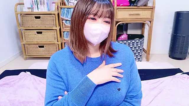 Snapshot of Megu_Melon chatting on June 9, 12:28 pm Megu Melon online show from June 9, 12:28 pm