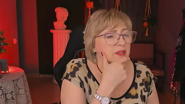 sugar vivien online show from March 12, 12:04 pm