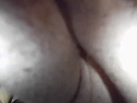 Snapshot of YourGoldenGirl chatting on December 22, 8:14 pm YourGoldenGirl online show from December 22, 8:14 pm