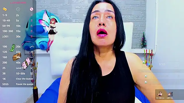 HorniestMilf online show from November 17, 7:52 pm