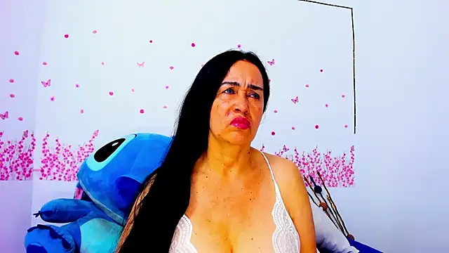 HorniestMilf online show from July 7, 9:19 pm