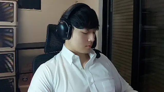 Tkcqcc online show from February 21, 3:13 pm