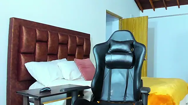 sexy blackman3606 online show from February 23, 2:20 am