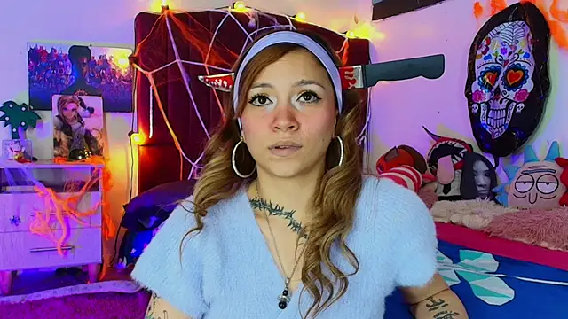 alisson zafiro  online show from October 31, 3:07 am