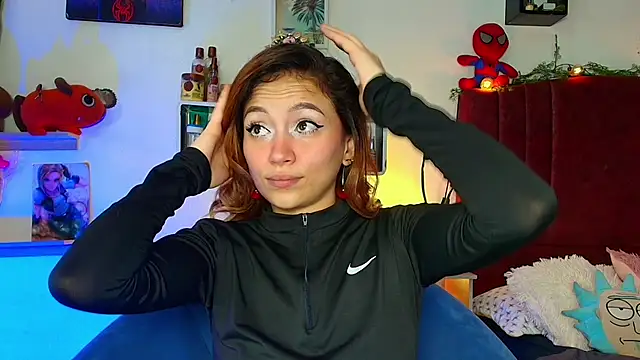 alisson zafiro  online show from March 13, 3:02 am