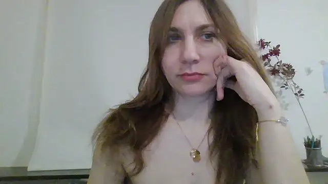 JasmineGlamour online show from February 20, 5:15 am