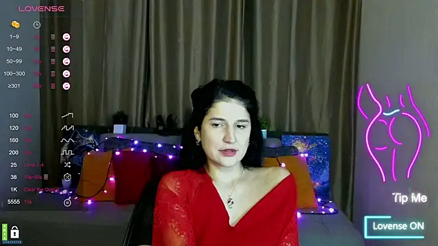 Alianna Solo Kisses online show from February 3, 3:27 pm