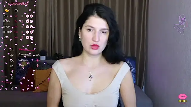 Alianna Solo Kisses online show from February 27, 12:34 pm