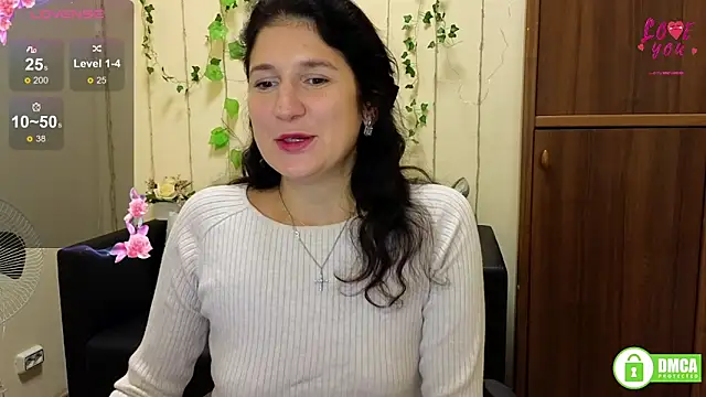 Alianna Solo Kisses online show from October 2, 11:28 am