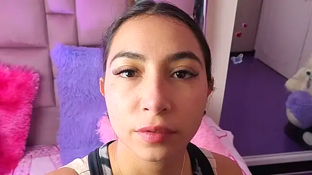 Snapshot of AriadnaCappelletty chatting on April 28, 4:23 pm AriadnaCappelletty online show from April 28, 4:23 pm