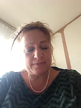 Snapshot of VirginiaNurse chatting on March 23, 2:32 pm VirginiaNurse online show from March 23, 2:32 pm