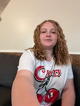 PhatAssBlond online show from October 31, 5:36 pm