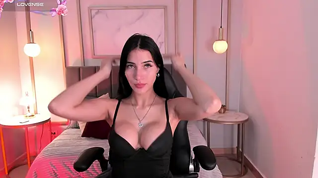 Christina Johns online show from November 13, 10:08 pm