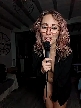 Jade Emeraud online show from March 16, 4:45 pm