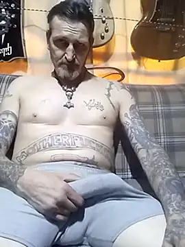 Snapshot of 2Hot2gether69 chatting on March 18, 8:48 pm 2Hot2gether69 online show from March 18, 8:48 pm