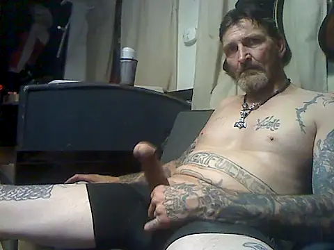 Snapshot of 2Hot2gether69 chatting on October 12, 5:06 am 2Hot2gether69 online show from October 12, 5:06 am