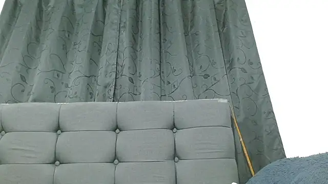 Snapshot of Alisteresa_ chatting on June 17, 2:03 am Alisteresa online show from June 17, 2:03 am