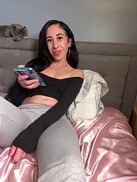 petitebarbiexxx online show from October 1, 5:24 am