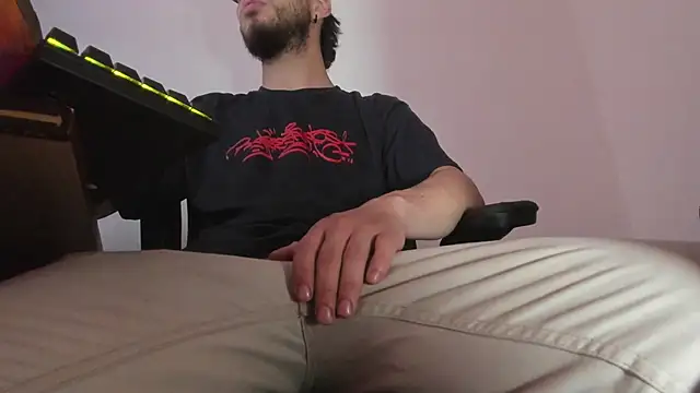 s sven03 online show from October 25, 10:15 pm