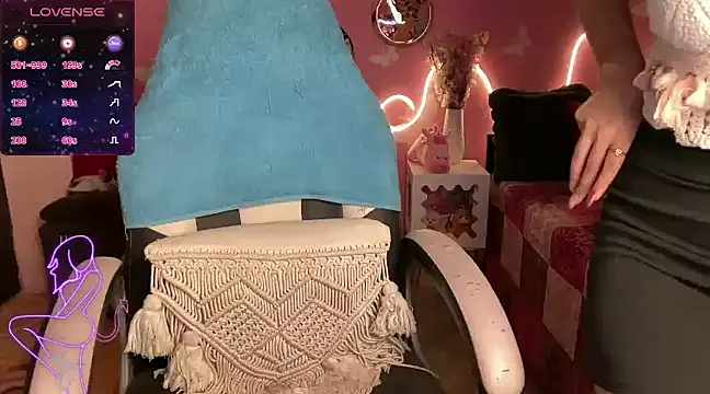 Snapshot of Kanika_9_ chatting on January 8, 6:41 pm Kanika 9  online show from January 8, 6:41 pm