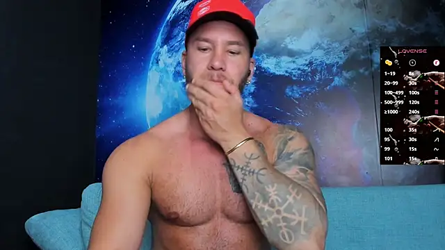 Snapshot of delessandro_world chatting on February 20, 11:05 pm delessandro world online show from February 20, 11:05 pm