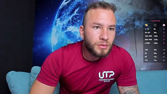 Snapshot of delessandro_world chatting on March 2, 10:38 pm delessandro world online show from March 2, 10:38 pm