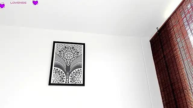 Snapshot of VeronicaTonu chatting on January 18, 4:00 pm VeronicaTonu online show from January 18, 4:00 pm