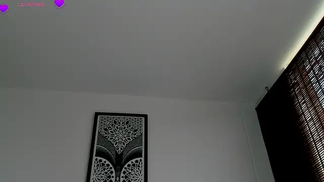 Snapshot of VeronicaTonu chatting on February 4, 6:36 pm VeronicaTonu online show from February 4, 6:36 pm