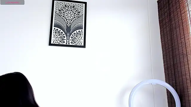 Snapshot of VeronicaTonu chatting on February 21, 1:01 pm VeronicaTonu online show from February 21, 1:01 pm