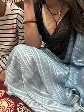 Snapshot of AASHI66 chatting on December 1, 6:35 pm AASHI66 online show from December 1, 6:35 pm