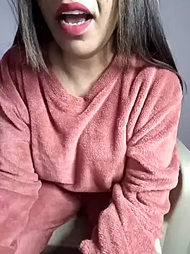 Snapshot of Jessicca_Cum chatting on December 21, 6:55 pm Jessicca Cum online show from December 21, 6:55 pm