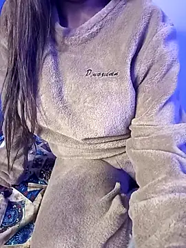 Snapshot of Jessicca_Cum chatting on January 12, 7:31 pm Jessicca Cum online show from January 12, 7:31 pm