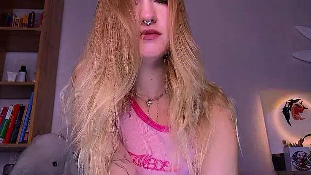 Amelia naughtyGirl online show from December 5, 1:14 am