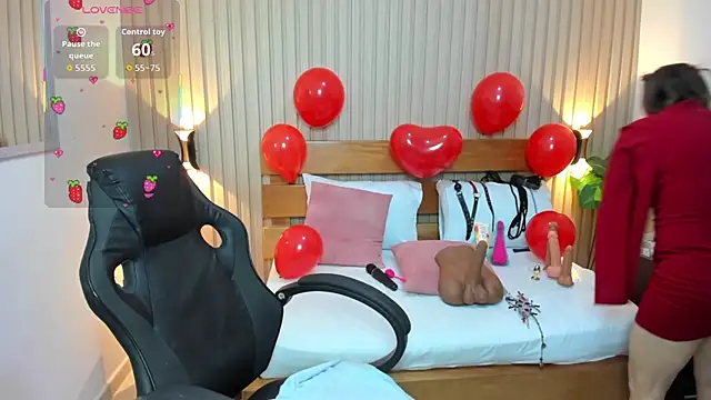 luciana ballesteros  online show from February 14, 12:24 pm