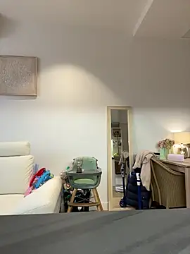 lyajoliee online show from April 13, 7:14 am