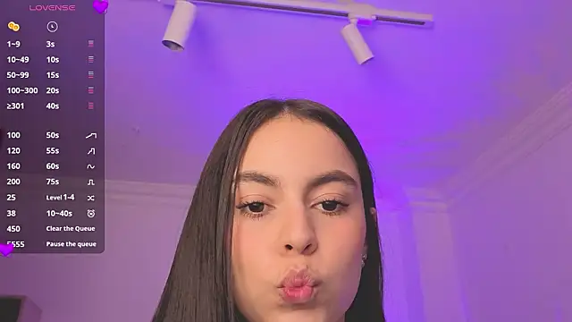 Aleejaa   online show from March 10, 11:37 am