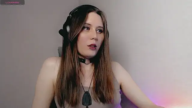 Snapshot of tracy_cooper chatting on January 28, 12:26 am tracy cooper online show from January 28, 12:26 am