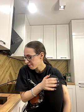 MartiniiSelenna online show from November 9, 8:23 am