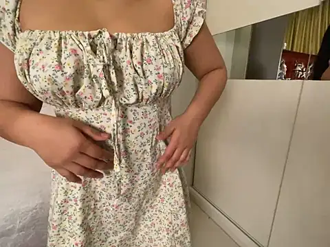 neelayoung online show from February 19, 8:10 pm