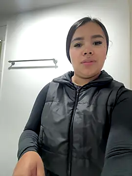 MarianaGarciaa   online show from December 19, 6:26 pm