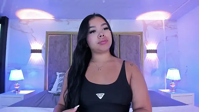 Snapshot of MarianaGarciaa__ chatting on April 28, 6:57 pm MarianaGarciaa online show from April 28, 6:57 pm