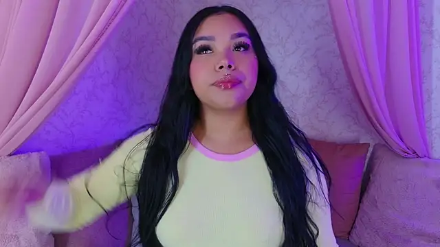 MarianaGarciaa   online show from July 11, 7:27 pm