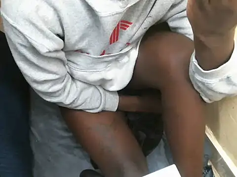 centzSexy online show from April 16, 8:04 am