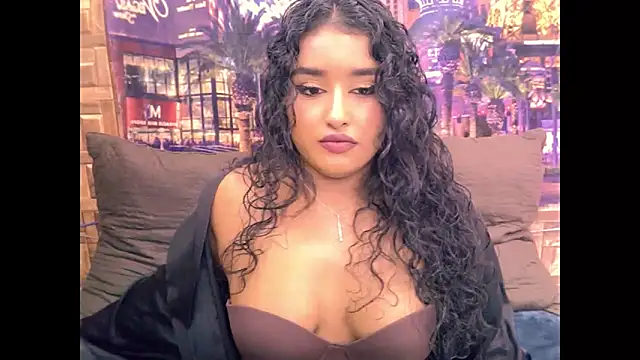 Snapshot of IndianAngel4u chatting on July 15, 10:31 am IndianAngel4u online show from July 15, 10:31 am