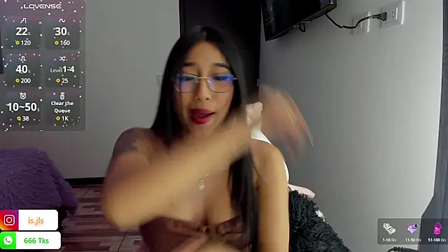 Snapshot of isa_bellaa0 chatting on March 15, 4:13 am isa bellaa0 online show from March 15, 4:13 am