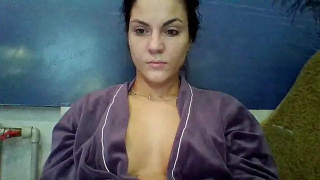 AliceTailor online show from May 26, 2:02 pm